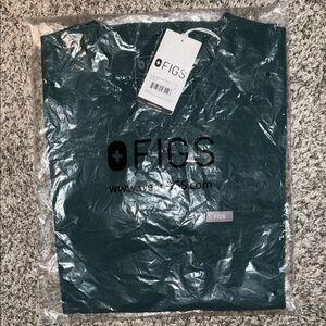 Figs Hunter Green Medical Scrub Top